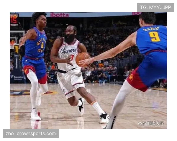 约基奇高位策应主导掘金进攻，其战术价值成为NBA攻防体系核心案例